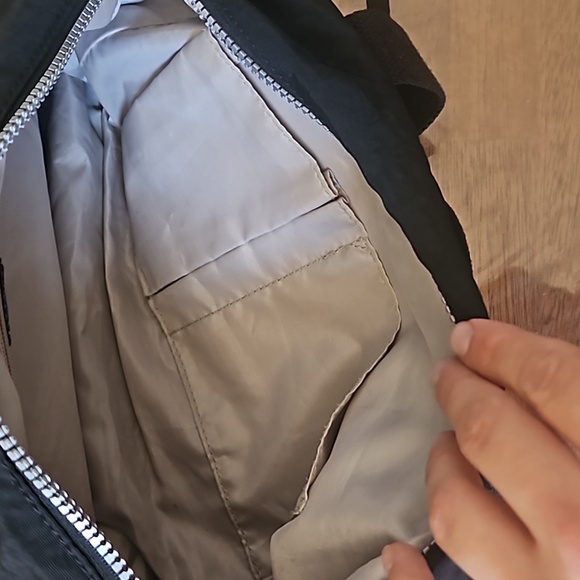 Black Kipling Small Crossbody - Picture 6 of 7